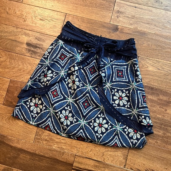 Anna Sui for Anthropologie Front Tie Silk Blend Floral Skirt, 4 - Picture 2 of 11